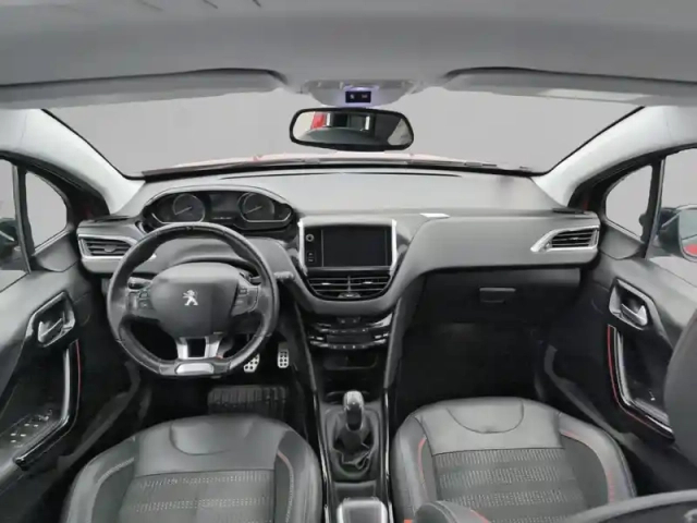 Peugeot 2008 1.2 puretech 110ch s&amp;s bvm5 — photo 5