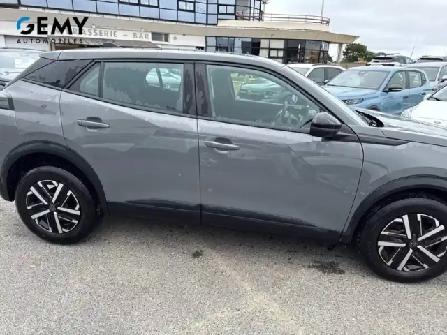 Peugeot 2008 puretech 100 s&amp;s bvm6 — photo 4