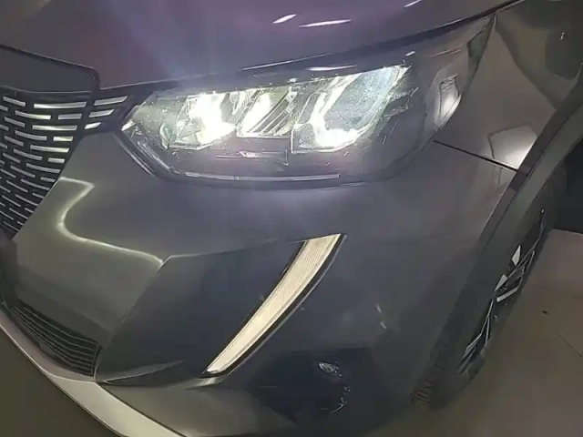 Peugeot 2008 puretech 130 s&amp;s eat8 — photo 36