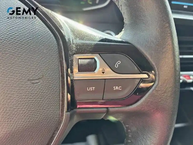 Peugeot 2008 electrique 136 ch — photo 17