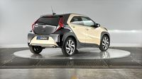 Toyota Aygo X 1.0 VVT-i 72ch Collection S-CVT — photo 5
