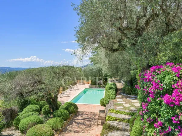 Arrière-pays Cannois - Authentique villa provençale avec vue mer panoramique
