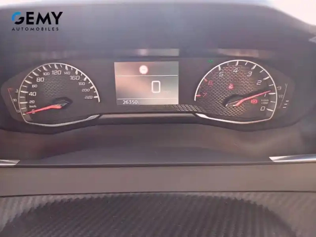 Peugeot 2008 puretech 100 s&amp;s bvm6 — photo 12