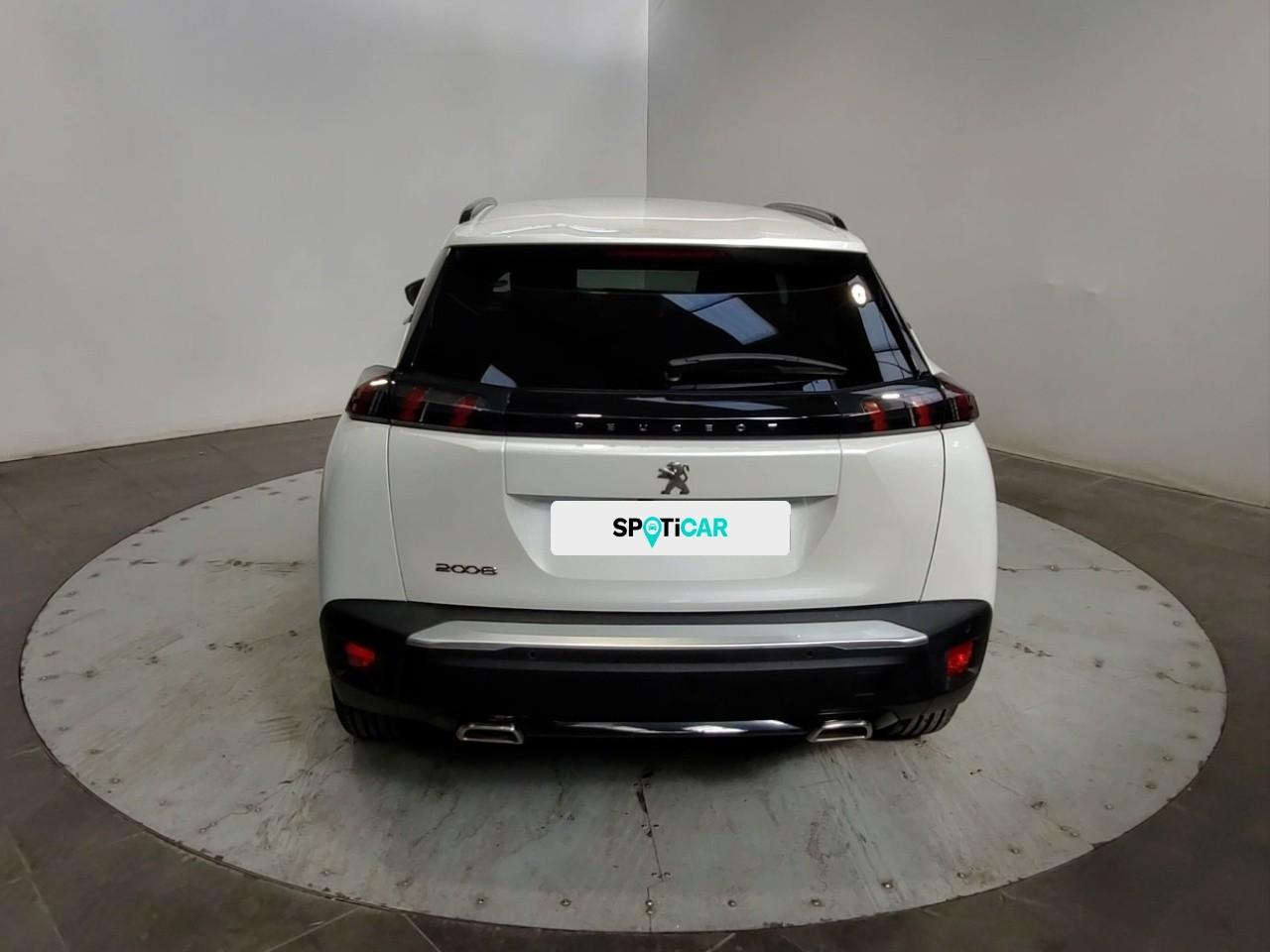 Peugeot 2008 puretech 130 s&s eat8 style — photo 4