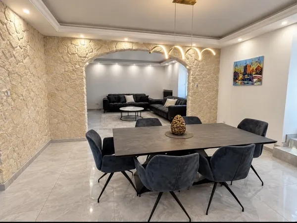 Maison 5 pièces 130 m²