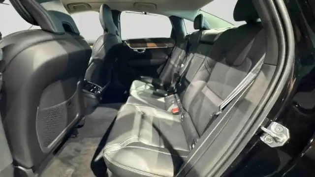 Volvo S90 d4 190 ch  geartronic 8 — photo 15