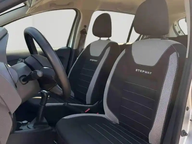 Dacia Sandero 1.5 blue dci 95ch stepway - 20 — photo 11