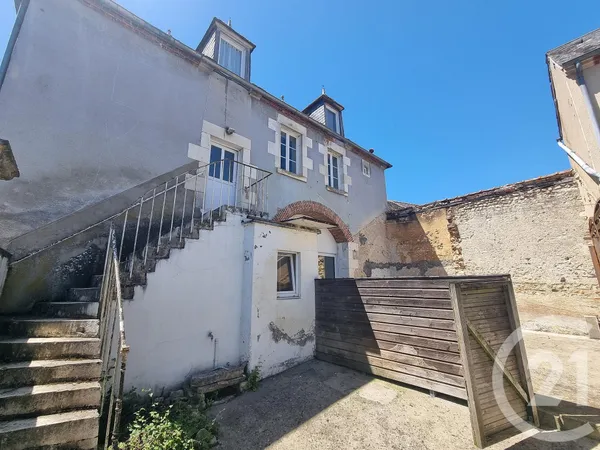 Immeuble de rapport 5 pièces 170 m²
