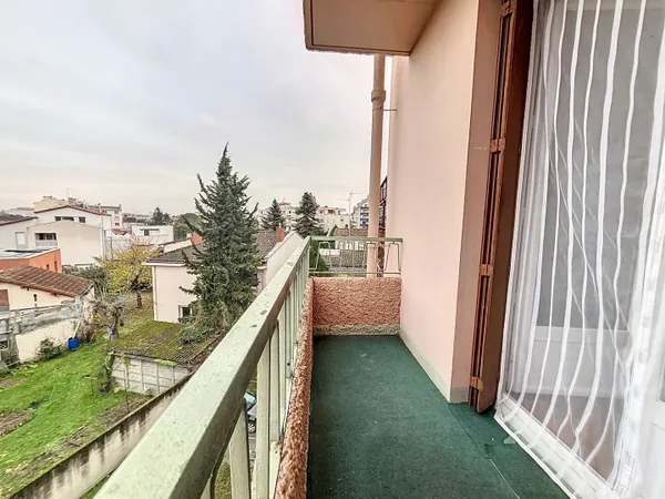 Appartement T1 de 30 m² avec balcon Toulouse St Agne louer - 550€ charges incluses !
