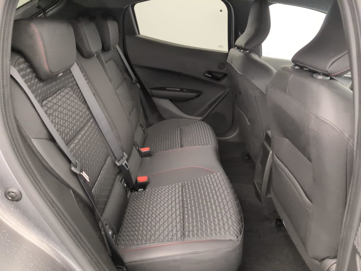 Renault Clio 6 — photo 10