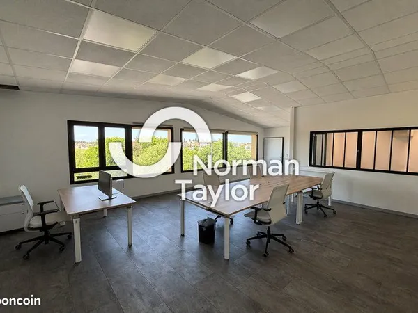 LOCAL D'ACTIVITE 160 m² SAINT AUNES