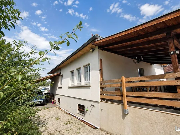 Maison 6 pièces 140 m²