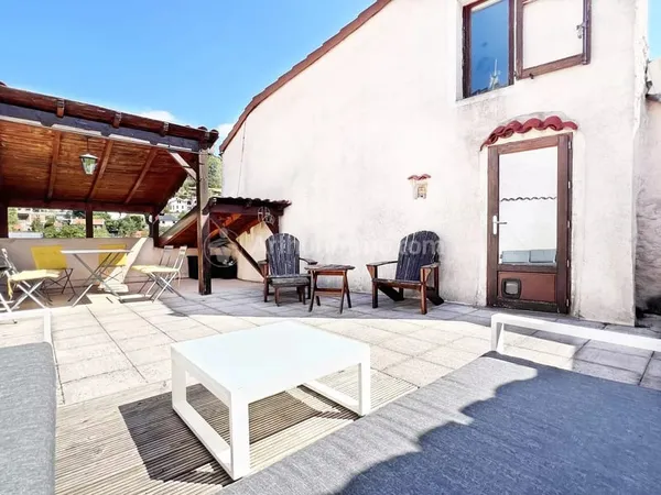 Maison de Bourg Royat 6 pièces 116 m² avec Garage et Terrasse