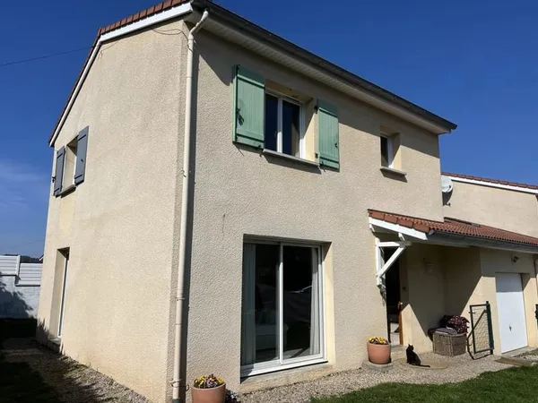 A voir absolument jolie maison à Firminy