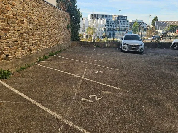 Parking 24 m²