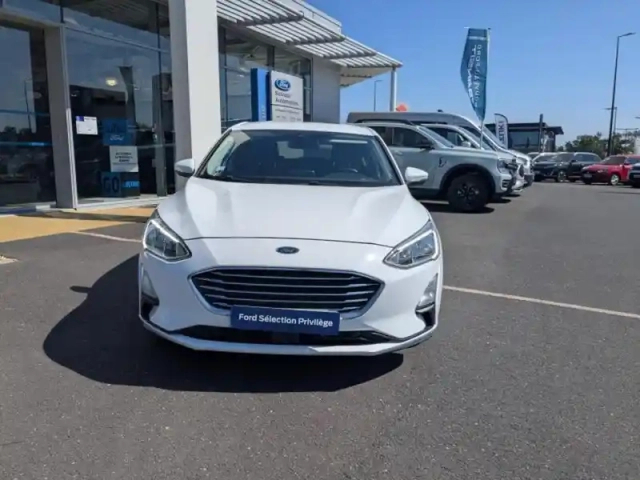 Ford Focus 1.0 ecoboost 125ch stop&amp;start titanium — photo 4
