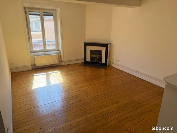 Appartement T2 bis 64m2