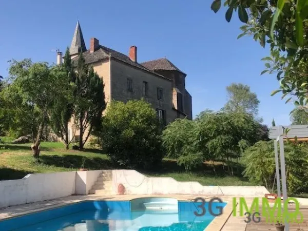 Propriété 5 pièces 154 m²