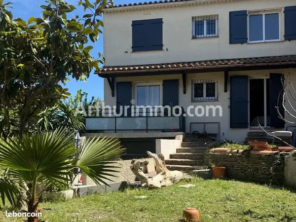 Maison 8 pièces 204 m²