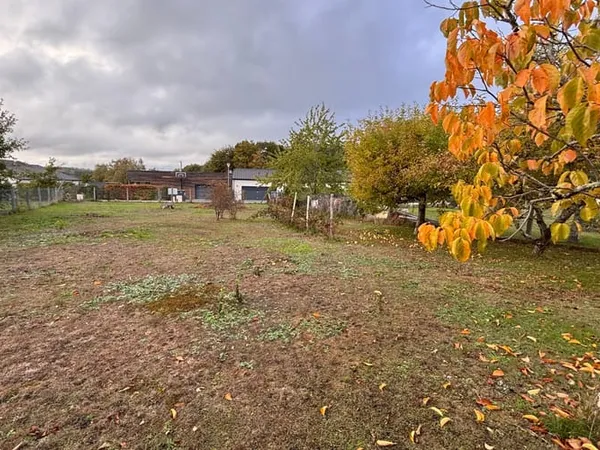 Terrain 1050 m²