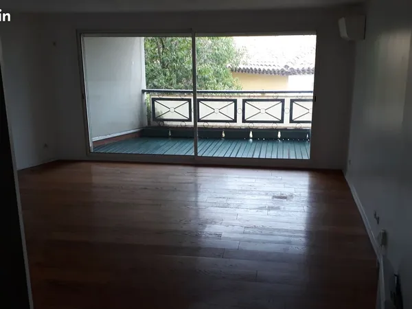 Appartement 3 pièces 60 m² + terrasse 10 m²