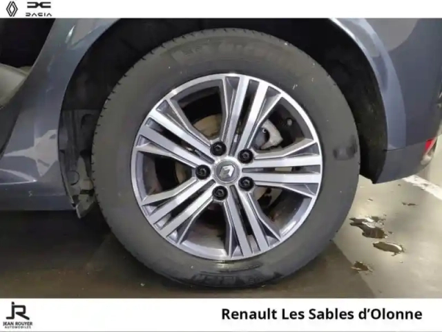 Renault Megane 1.5 blue dci 115ch evolution edc -23 — photo 8