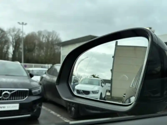 Volvo Xc40 b3 163 ch dct7 — photo 24