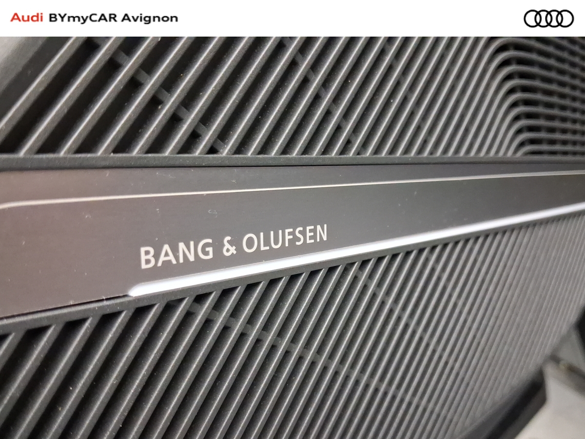 Audi Q5 Sportback 55 TFSIe 367 S tronic 7 Quattro — photo 40