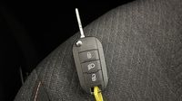 Peugeot 208 1.2 Hybrid 110ch Style e-DCS6 — photo 16