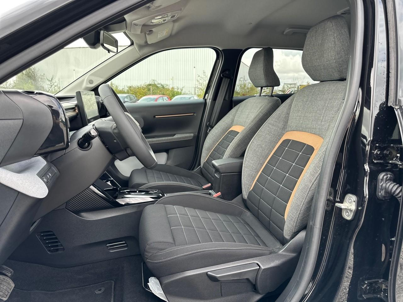 Citroën C3 Aircross hybride 145 ch aut plus — photo 10