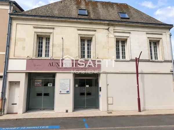 IMMEUBLE DE RAPPORT - CENTRE-VILLE DE DURTAL