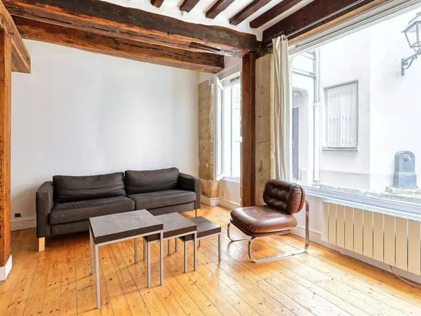 Studio 1 pièce 28 m²