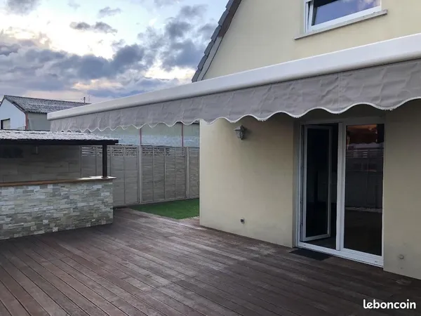Petite Maison avec extérieur aménagé