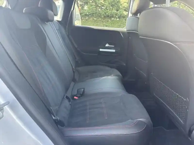Mercedes Classe B 200 d amg line edition — photo 17