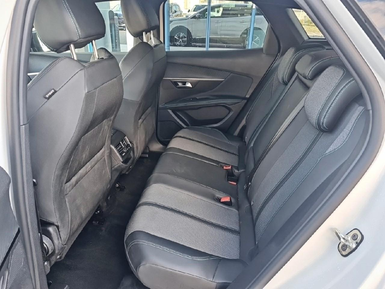 Peugeot 3008 hybrid 136 e-dcs6 allure pack — photo 10