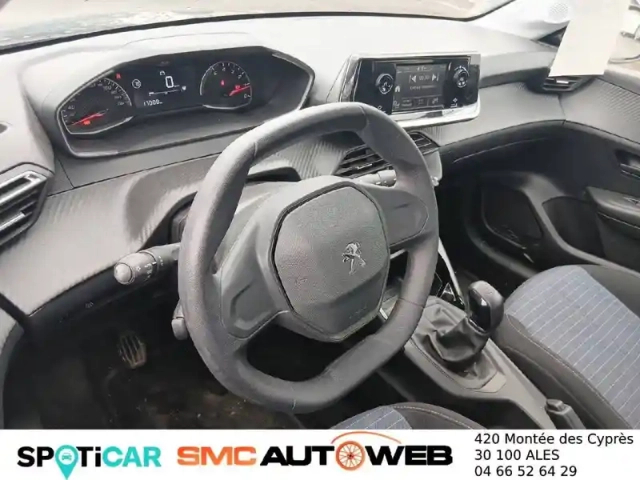Peugeot 208 puretech 75 s&amp;s bvm5 — photo 31