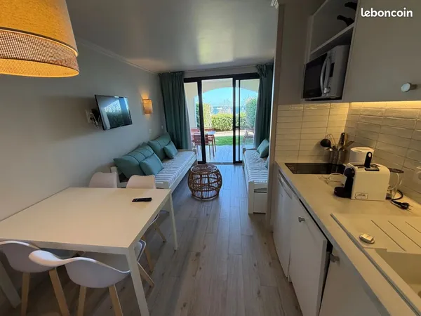 Studio 1 pièce 22 m²