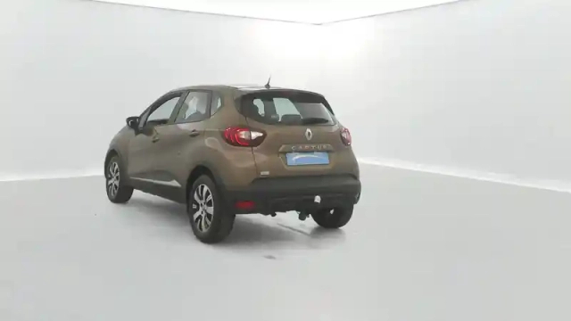 Renault Captur tce 120 energy — photo 12