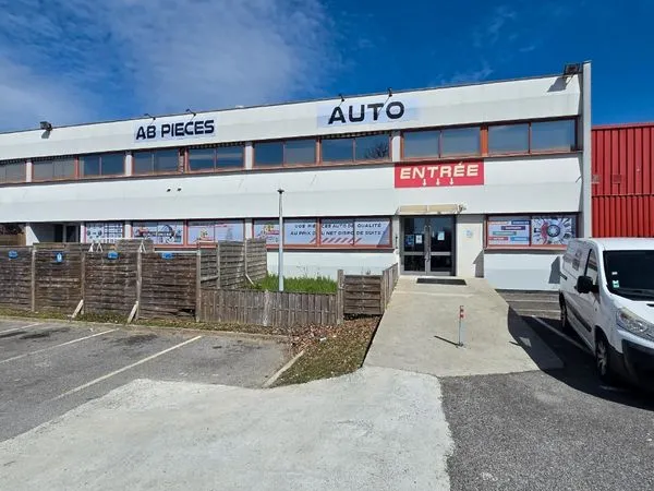 A vendre fonds dd commerce magasin pièces automobiles