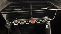 Peugeot 208 1.2 Hybrid 110ch Style e-DCS6 — photo 26
