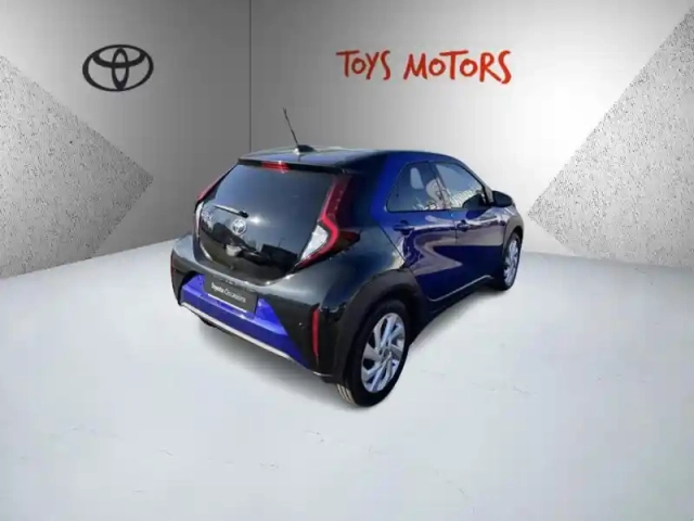 Toyota Aygo 1.0 s-cvt 72 design — photo 3