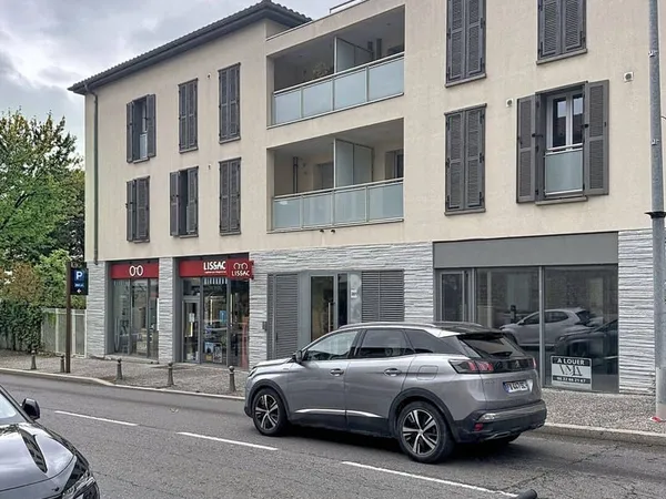 Local commercial 70 m²