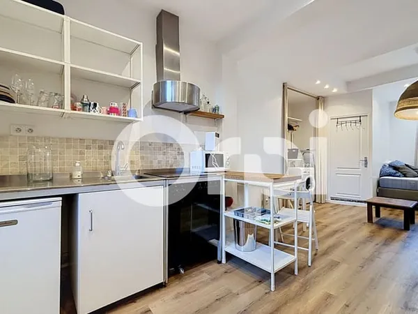 Studio 1 pièce 25 m²