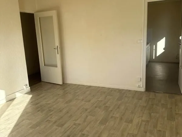 Studio 1 pièce 37 m²