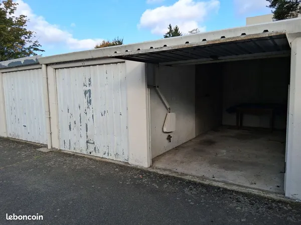 Stationnement Vente Villefranche-sur-Saône 12800€