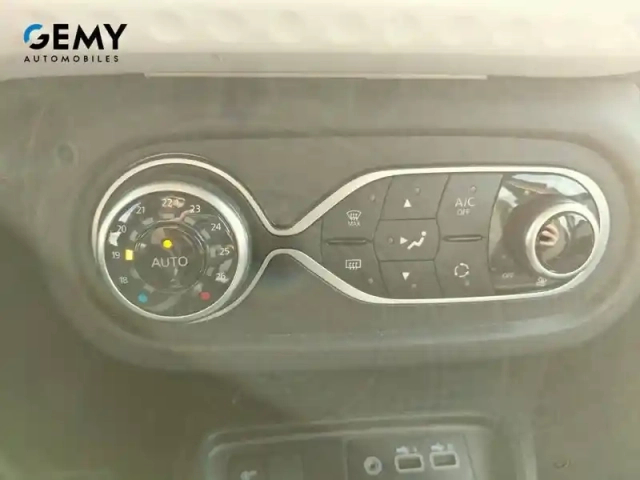 Renault Twingo iii sce 65 — photo 20