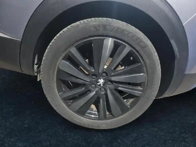 Peugeot 3008 hybrid 225ch gt line e-eat8 10cv — photo 11