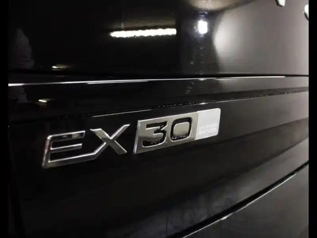 Volvo Ex30 single extended range 272ch start — photo 12