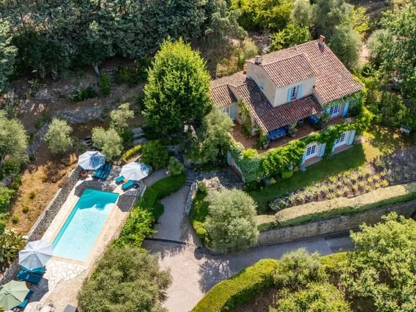 Maison 7 pièces 205 m²