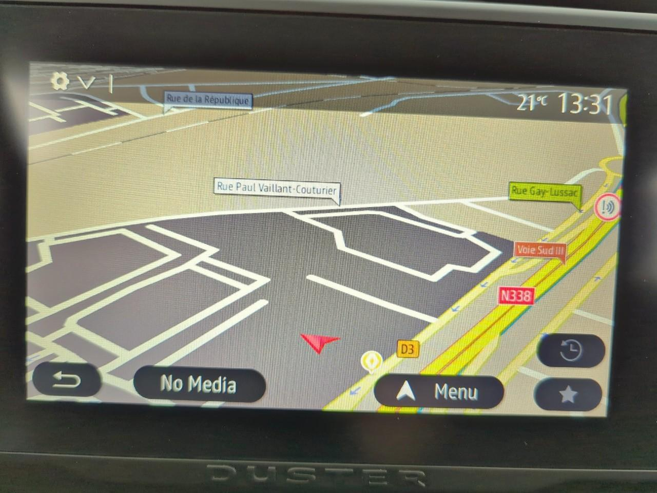 Dacia Duster tce 150 fap 4x2 edc confort — photo 15